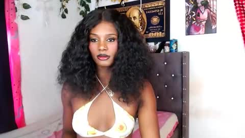 Snapshot of stefanny_2001 chatting on October 14, 2025, 5:25 pm stefanny beautiful online show from October 14, 2025, 5:25 pm