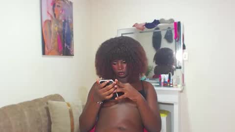 stefanny beautiful online show from May 5, 2026, 12:51 am