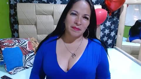 Stefanny online show from February 16, 2026, 5:53 pm