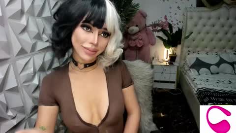 Snapshot of stefanylangkat chatting on November 28, 2025, 6:38 am Jane online show from November 28, 2025, 6:38 am