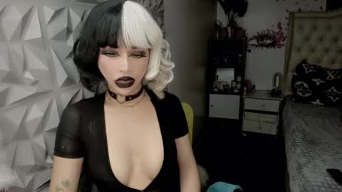 Snapshot of stefanylangkat chatting on June 17, 2026, 6:27 am Jane online show from June 17, 2026, 6:27 am
