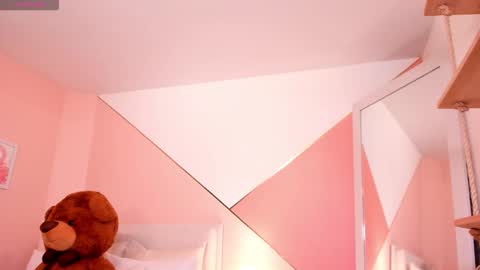 Steff Gil  online show from March 7, 2026, 12:29 am