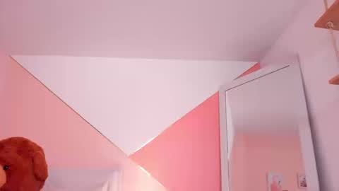 Steff Gil  online show from March 17, 2026, 9:51 pm