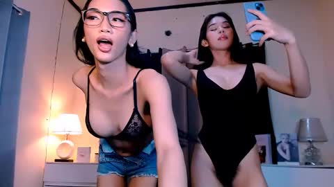 Snapshot of steffani_deluxe chatting on December 14, 2025, 7:03 am STEF online show from December 14, 2025, 7:03 am