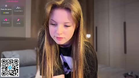 STEFI  Streams every day from 10 PM GTM1  online show from April 25, 2026, 7:00 am