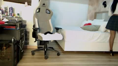 Zuly online show from September 12, 2025, 12:11 am