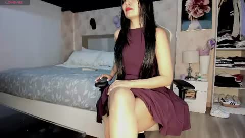 Snapshot of stefi_alizon chatting on July 18, 2026, 8:12 pm Zuly online show from July 18, 2026, 8:12 pm