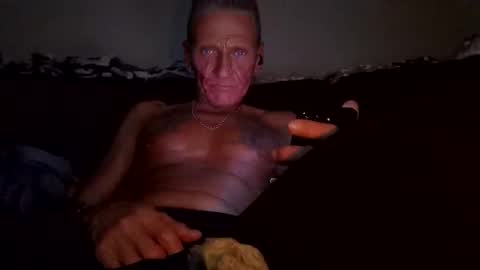 stefy1037 online show from April 26, 2026, 5:38 am