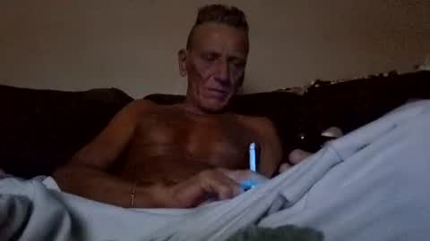 Snapshot of stefy1037 chatting on July 4, 2026, 8:20 am stefy1037 online show from July 4, 2026, 8:20 am