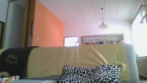 Snapshot of steki038434 chatting on February 15, 2025, 10:33 am steki038434 online show from February 15, 2025, 10:33 am