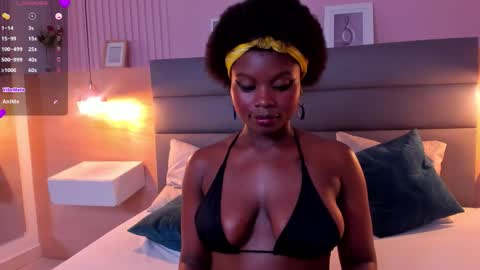 Snapshot of stela_ebony chatting on October 25, 2025, 4:02 pm STELA online show from October 25, 2025, 4:02 pm