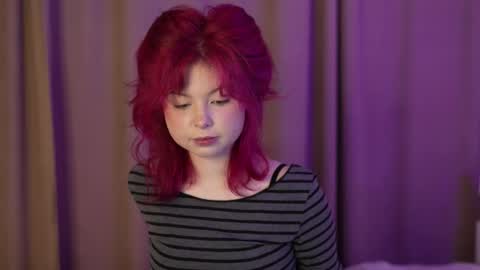 Snapshot of stela_vanila chatting on October 15, 2025, 10:32 pm Stella online show from October 15, 2025, 10:32 pm