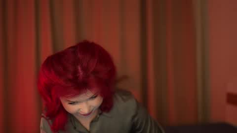 Snapshot of stela_vanila chatting on November 6, 2025, 12:33 am Stella online show from November 6, 2025, 12:33 am