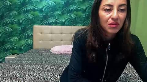 Stella John online show from January 6, 2025, 5:52 am