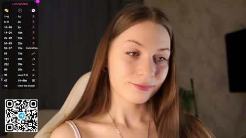 Snapshot of stella_of_steel chatting on June 7, 2026, 11:14 am Stella online show from June 7, 2026, 11:14 am