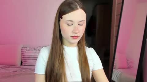 Snapshot of stella_sunny chatting on November 13, 2025, 7:13 pm stella_sunny online show from November 13, 2025, 7:13 pm