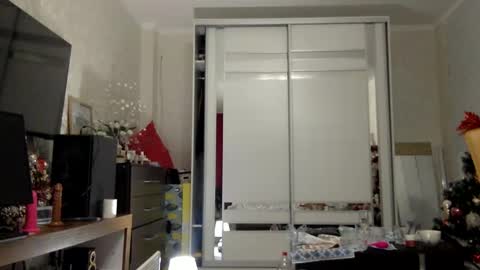 stella_walters online show from January 12, 2025, 8:47 pm