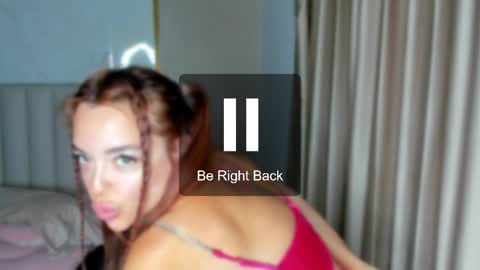 Snapshot of stellaa_queen chatting on June 5, 2026, 12:50 am stella online show from June 5, 2026, 12:50 am