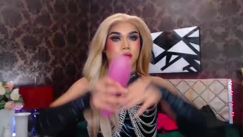 Snapshot of stellagrayts chatting on March 12, 2025, 12:26 pm CALL ME STELLA online show from March 12, 2025, 12:26 pm