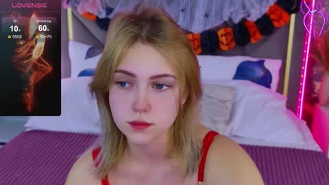 Snapshot of stellahaart chatting on November 6, 2025, 5:08 am Stella 3 online show from November 6, 2025, 5:08 am