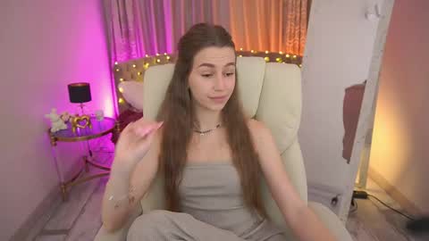Snapshot of stellahoneywell chatting on May 15, 2026, 1:51 pm stellahoneywell online show from May 15, 2026, 1:51 pm