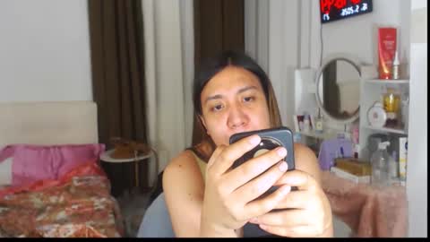 Snapshot of stellahugets chatting on May 16, 2026, 10:36 am Stella online show from May 16, 2026, 10:36 am