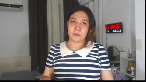 Snapshot of stellahugets chatting on June 15, 2026, 10:45 pm Stella online show from June 15, 2026, 10:45 pm