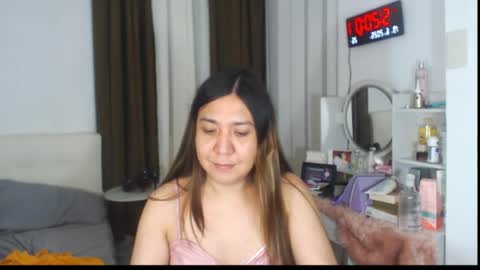 Snapshot of stellahugets chatting on June 18, 2026, 9:19 pm Stella online show from June 18, 2026, 9:19 pm