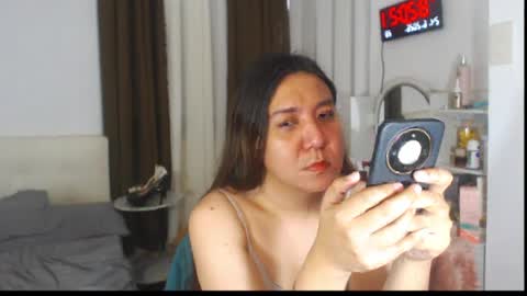 Snapshot of stellahugets chatting on June 24, 2026, 12:20 am Stella online show from June 24, 2026, 12:20 am