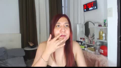 Snapshot of stellahugets chatting on July 14, 2026, 11:32 pm Stella online show from July 14, 2026, 11:32 pm