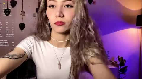 Alexia online show from April 24, 2026, 3:20 am