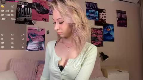 Alexia online show from July 23, 2026, 4:32 am