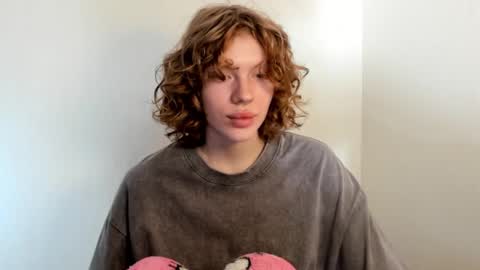 Snapshot of stellaswen chatting on October 24, 2025, 8:11 am S T E L L A online show from October 24, 2025, 8:11 am