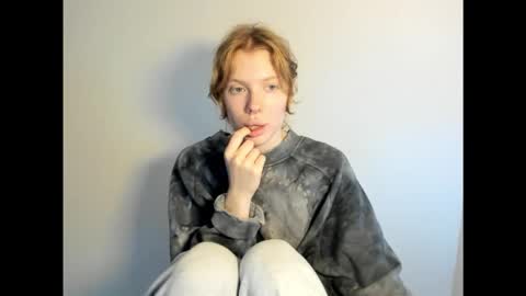 Snapshot of stellaswen chatting on November 27, 2025, 8:16 am S T E L L A online show from November 27, 2025, 8:16 am