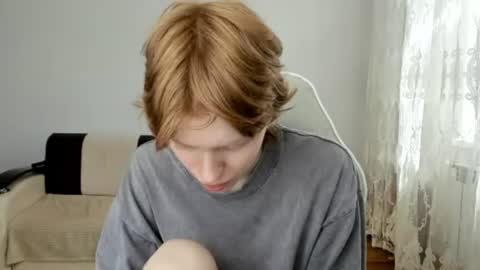 Snapshot of stellaswen chatting on June 20, 2026, 11:02 am S T E L L A online show from June 20, 2026, 11:02 am