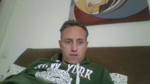 sten015 online show from December 10, 2024, 1:44 pm