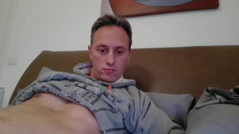 sten015 online show from January 7, 2025, 3:02 pm