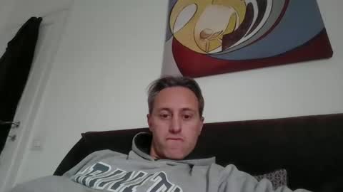 sten015 online show from December 18, 2025, 1:50 pm