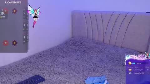 Snapshot of stepha_sweet chatting on December 14, 2024, 6:52 pm Emma online show from December 14, 2024, 6:52 pm