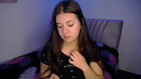 Snapshot of stepha_sweet chatting on December 30, 2024, 4:42 am Emma online show from December 30, 2024, 4:42 am