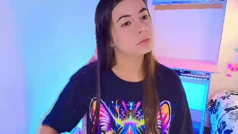 Snapshot of stepha_sweet chatting on July 11, 2026, 3:20 am Emma online show from July 11, 2026, 3:20 am