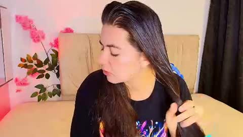 Snapshot of stepha_sweet chatting on July 12, 2026, 4:47 am Emma online show from July 12, 2026, 4:47 am