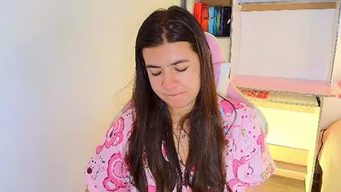 Snapshot of stepha_sweet chatting on July 15, 2026, 10:53 am Emma online show from July 15, 2026, 10:53 am