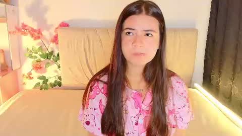Snapshot of stepha_sweet chatting on July 25, 2026, 5:38 am Emma online show from July 25, 2026, 5:38 am