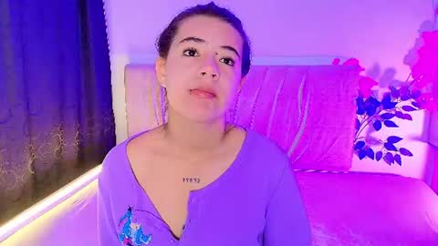Snapshot of stepha_sweet chatting on July 31, 2026, 7:08 am Emma online show from July 31, 2026, 7:08 am