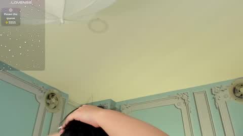 Snapshot of stephania_diamond chatting on January 25, 2025, 9:57 pm online show from January 25, 2025, 9:57 pm