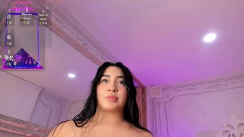 Snapshot of stephania_diamond chatting on February 13, 2025, 5:58 am online show from February 13, 2025, 5:58 am