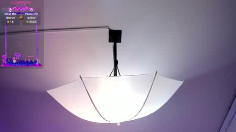 Snapshot of stephania_diamond chatting on February 21, 2025, 9:13 am online show from February 21, 2025, 9:13 am