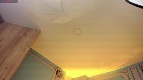 Snapshot of stephania_diamond chatting on October 14, 2025, 2:12 am online show from October 14, 2025, 2:12 am