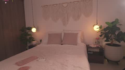 Snapshot of stephania_let chatting on July 17, 2026, 11:50 am stephania_let online show from July 17, 2026, 11:50 am